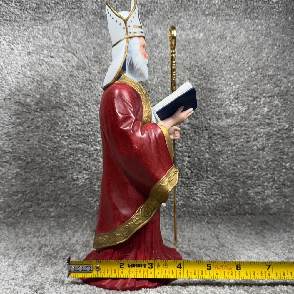 Lenox Saint Nicholas Porcelain Figurine International Santa Limited Edition 1993